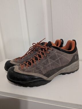 Scarpa Zen Pro Mens Hiking Shoes Rock Climbing Suede Size 10.5 Gray Orange